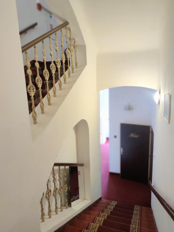 Hotel Dejmalik Litomerice Exterior foto
